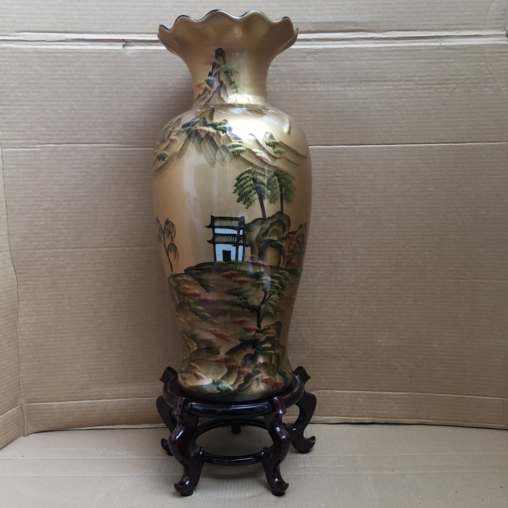 ❤️REDUCED ❤️ Art Deco-Beautiful Oriental Vase